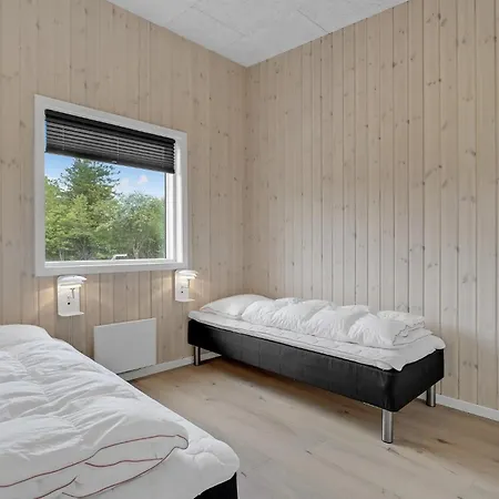 Lovely In With Kitchen Toftlund